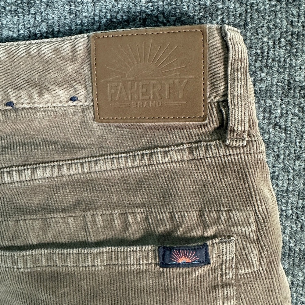 Faherty Brand Men's Brown Corduroy Pants Organic Cotton Blend Size 33x32 - Picture 11 of 11